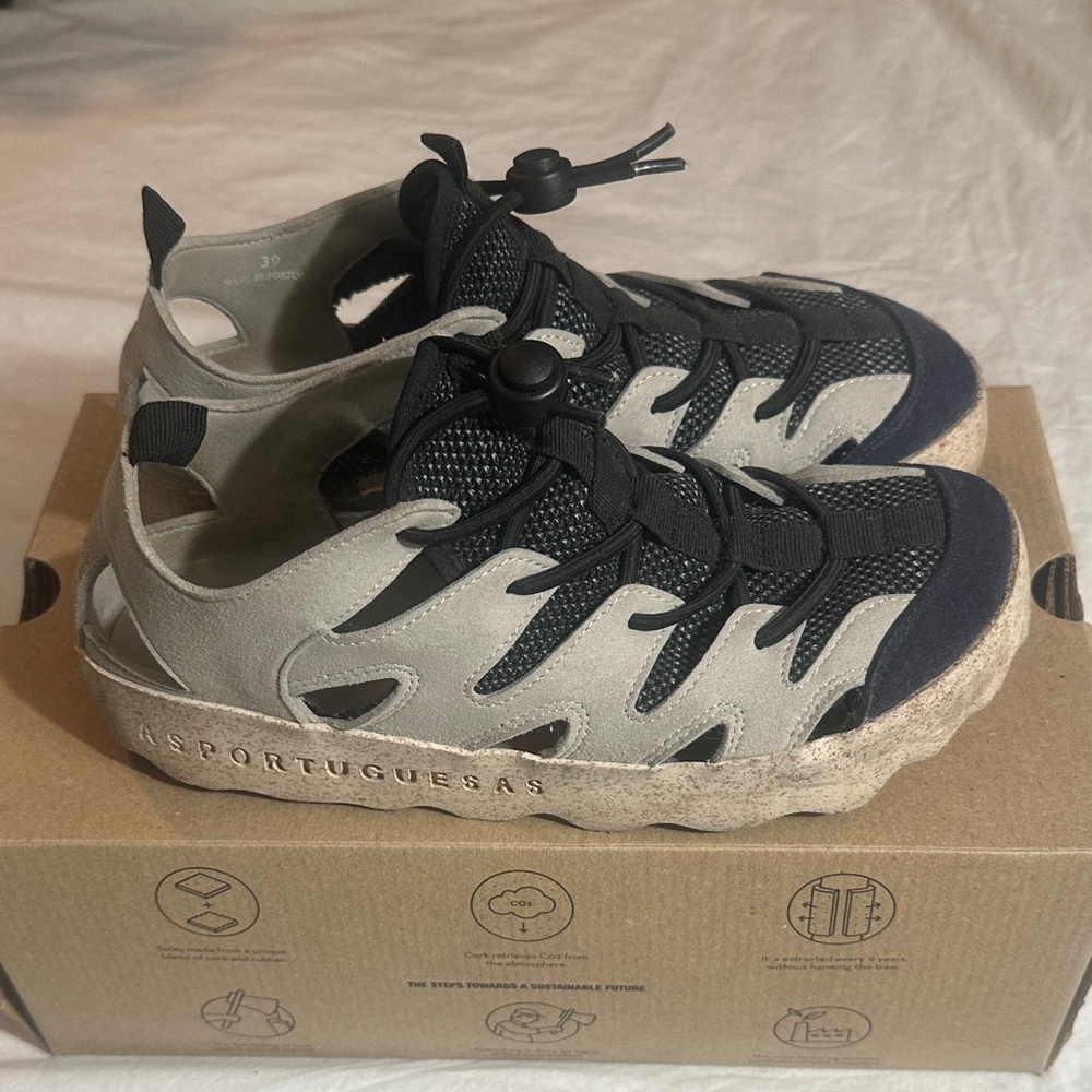 Asportuguesas by Fly London comfort shoes in Navy Blue and Gray